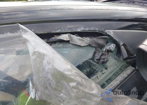 2001 Volvo S60 T5 из США, поврежденный, VIN YV1RS53D512001500